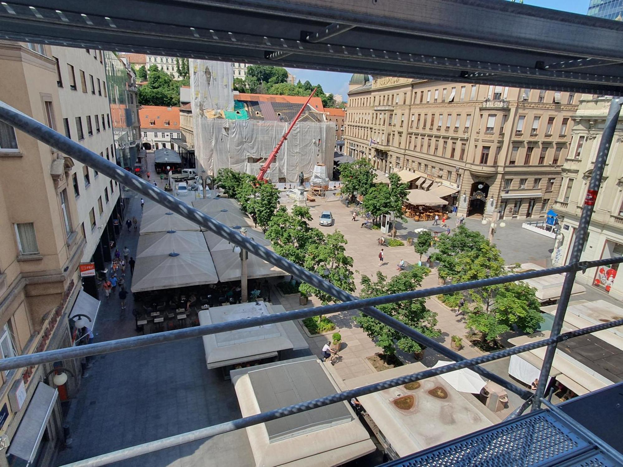 2br In The Heart Of *